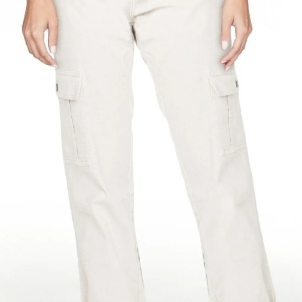 🆕️ Celebrity Pink Cream Cargo Drawstring Jogger Style Pants - Picture 3 of 4